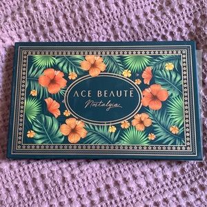 Ace Beaute Nostalgia palette